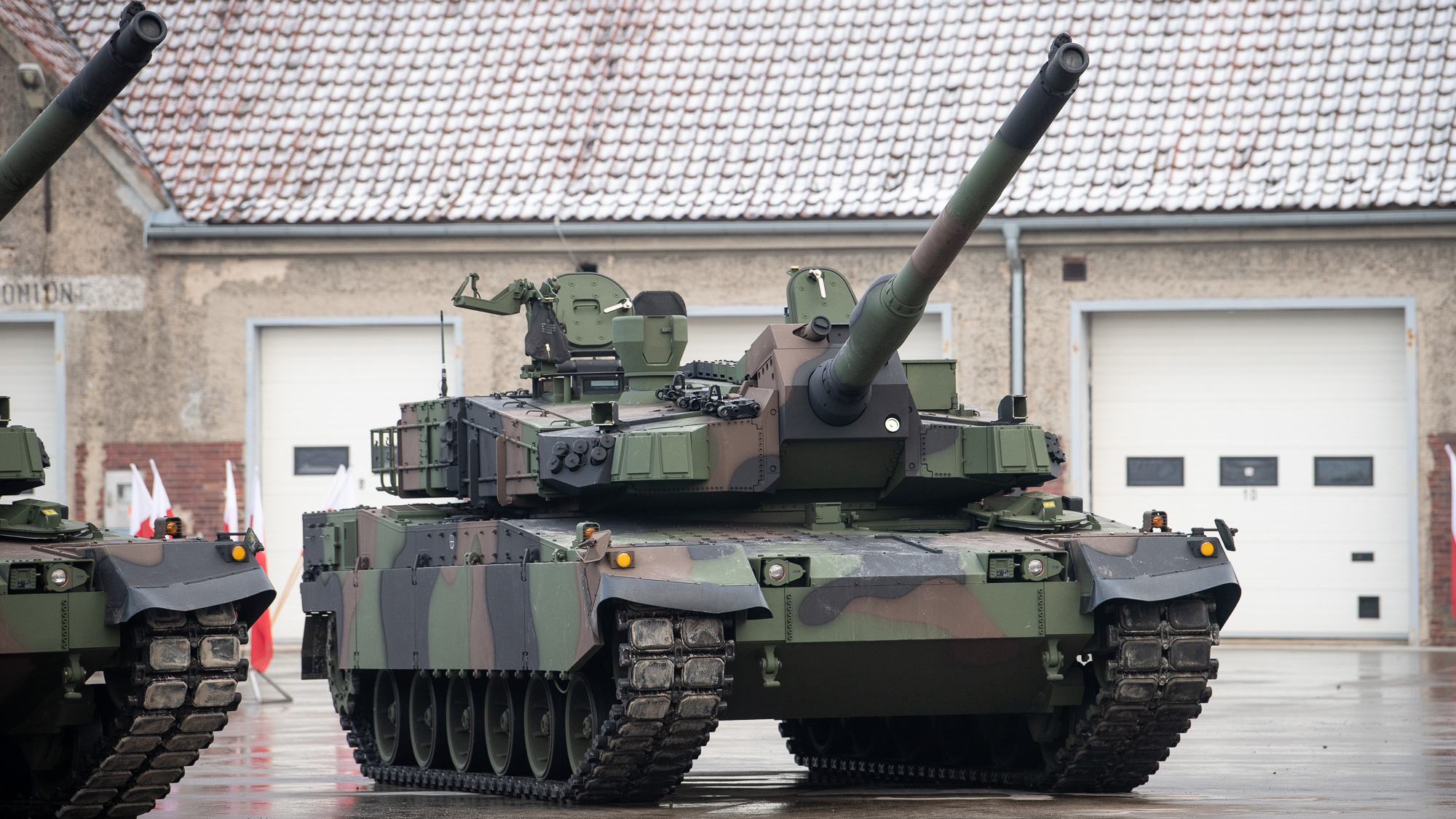 Hyundai Rotem delivers another batch of K2 Black Panther tanks to Poland