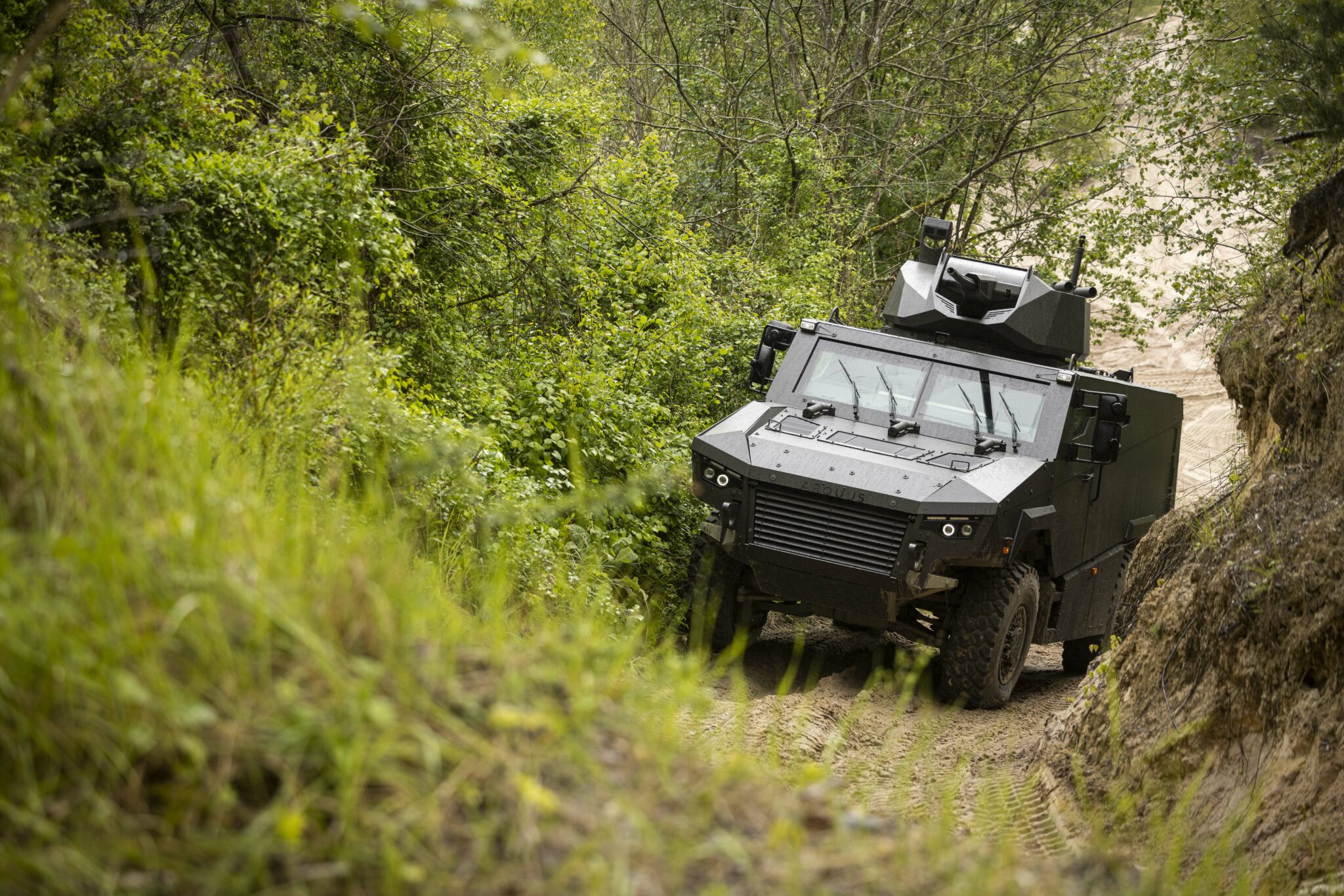 Eurosatory 2024 Arquus unveils MAV Rx 4×4 and Drailer UGV as it moves