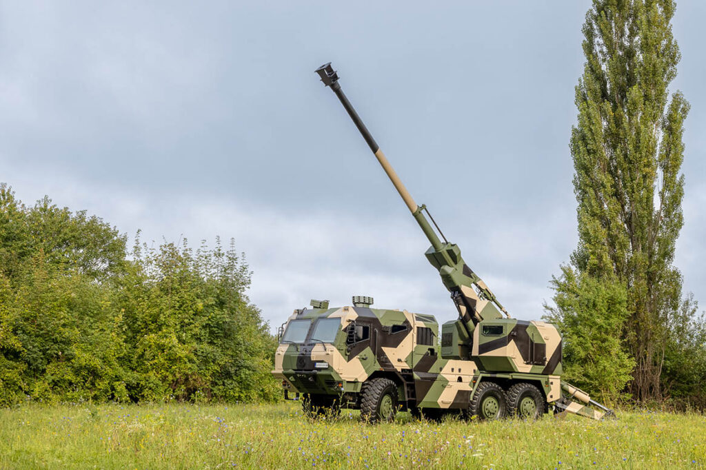 The Slovak Ministry of Defence is considering the possible acquisition of 16 EVA M2 155 mm SPHs. [KONŠTRUKTA – Defence]
