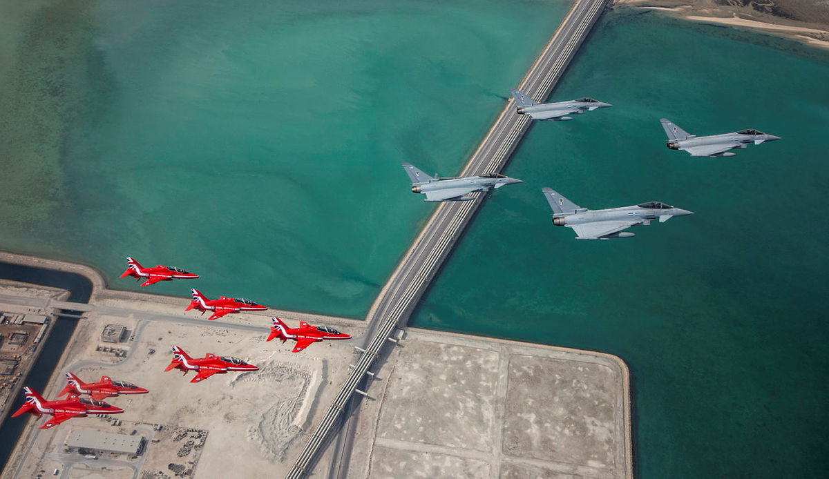 RAF and QEAF over Doha (Crown Copyright)