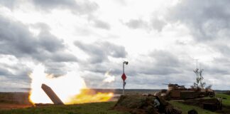 : US Soldiers assigned to 3rd Battalion, 8th Cavalry Regiment, 3rd Armored Brigade Combat Team, 1st Cavalry Division, Task Force Iron, fire a M1A2 Abrams tank during a live-fire demonstration for Iron Defender 25 at Orzysz Training Area, Poland, on 17 September 2025. [US ARNG/Sgt Eric Allen]