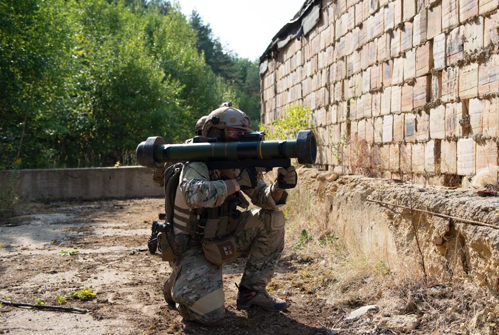 The RGW90 ASM variant is effective against bunkers, conventional buildings, and mobile targets. [DND]