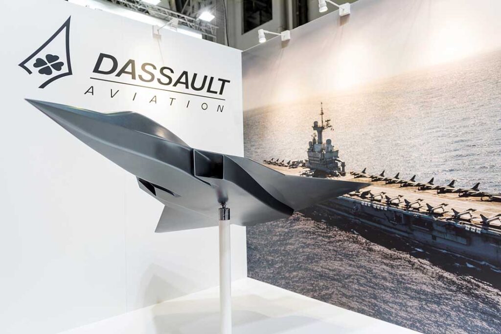 : Early Dassault NGF concepts were tailless ‘cranked Deltas’, with an apparent emphasis on low observability. This one was unveiled in model form at the 2018 Euronaval exhibition. [Dassault]